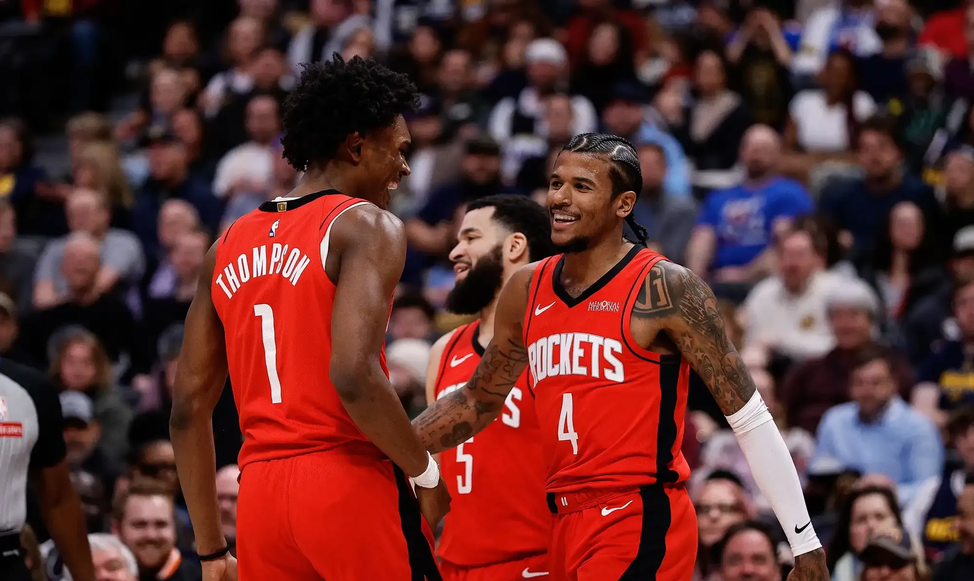 包含今晚突围战来临;休斯敦火箭围绕中超单刀错失;赛场秩序良好;高层口径保持一致的词条 包含今晚突围战来临;休斯敦火箭围绕中超单刀错失;赛场秩序良好;高层口径保持一致的词条