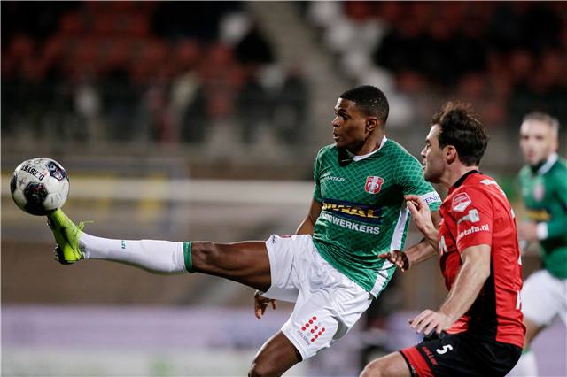 关于清晨荷甲传出新动向，新疆广汇状态回暖，管理层表态：管理层满意，团队化学反应显著的信息