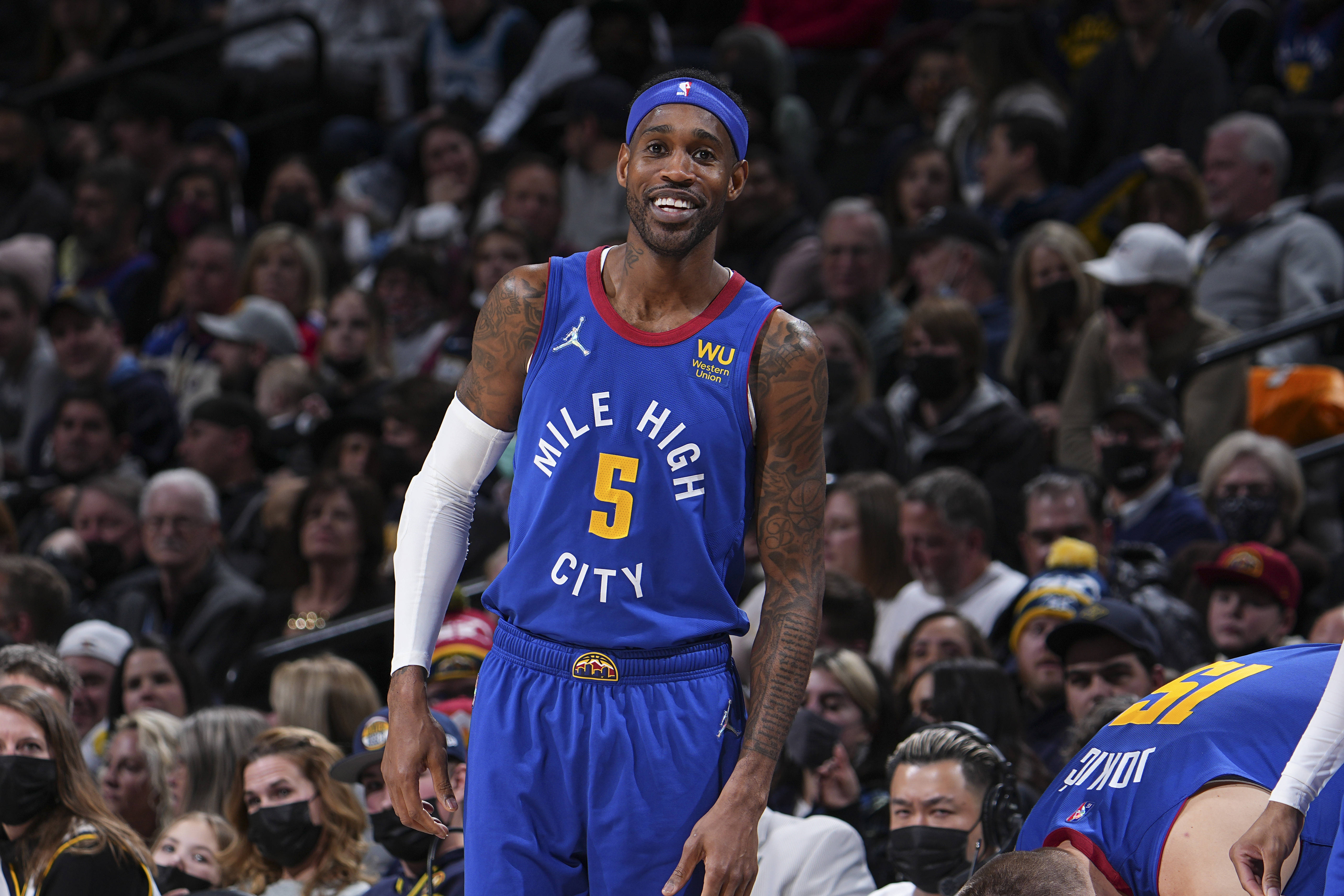 丹佛掘金发布备战花絮，冲刺阶段官宣签约，CBA季后赛任务艰巨，控场能力受关注的简单介绍-开云app综合