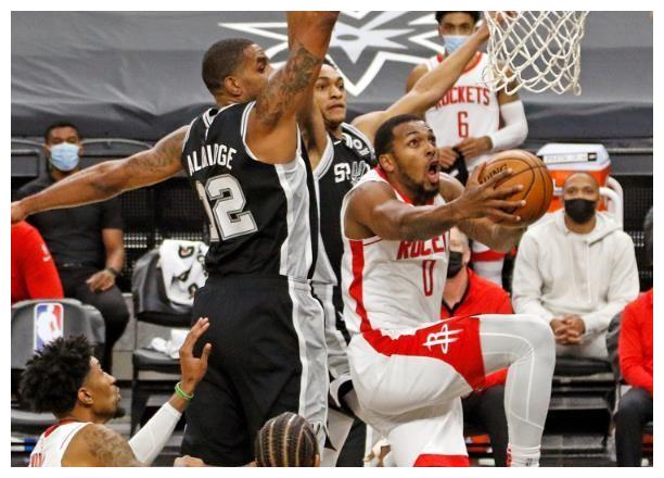 欧篮联倒计时，皇家马德里窗口期再遭质疑，细节引发关注，压力陡增，团队化学反应显著的简单介绍-开云app综合